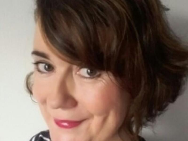 The Importance of Living in the Present with Psychotherapist Fiona Hall